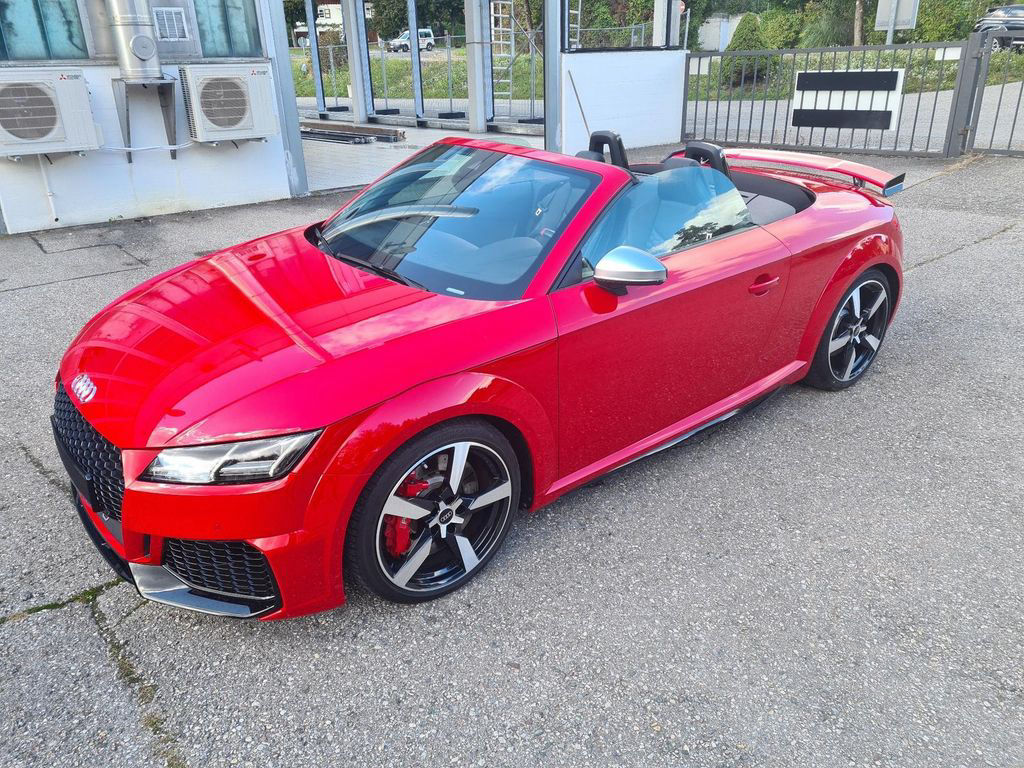 Audi TT RS quattro RS-Dämpf-Regl. RS-Abgas SideAssist