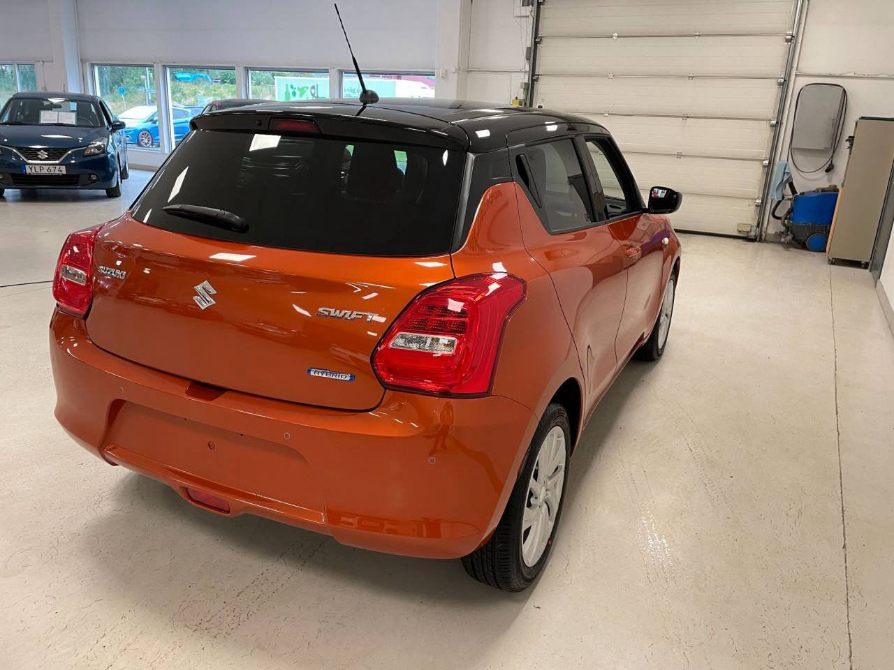Suzuki Swift Select Hybrid Automat CVT