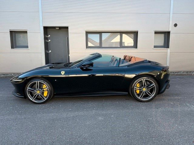 Ferrari Roma Spider MY25/MAGNERIDE/Carbon/Surround