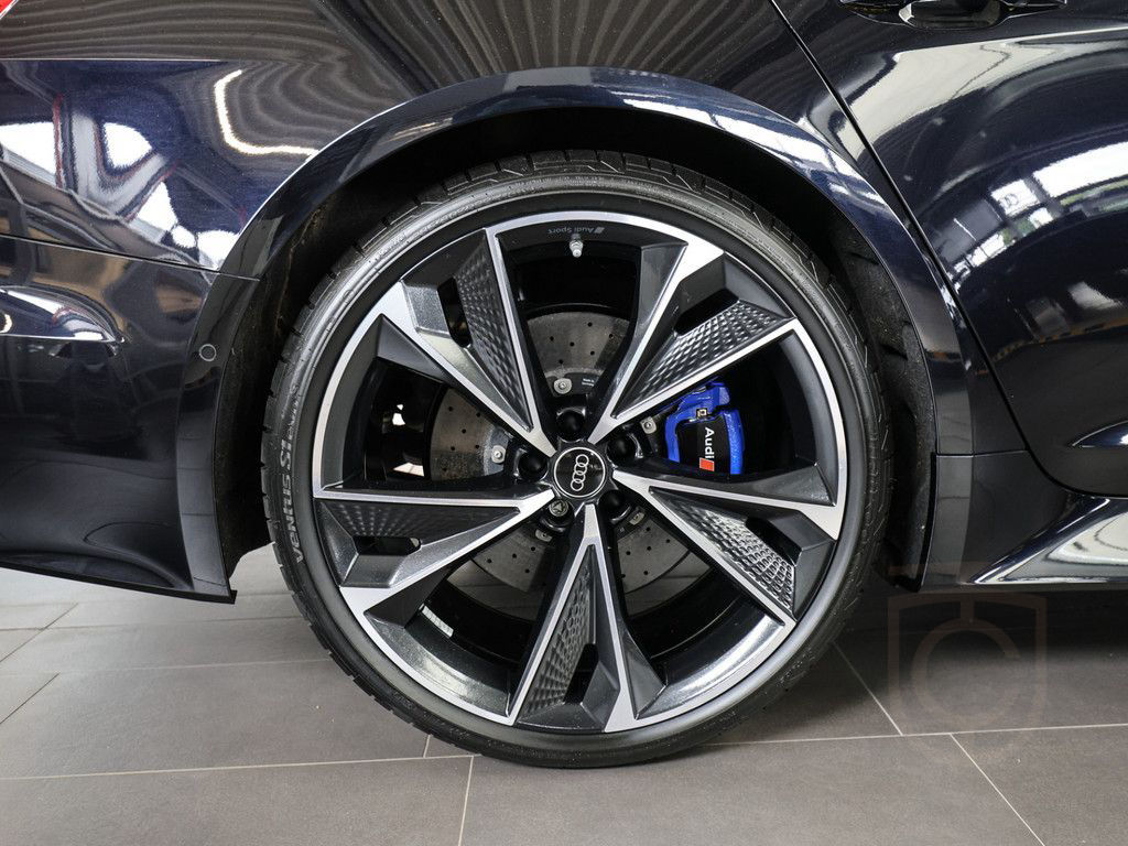Audi RS6 Avant tiptronic AHK Standhz. B+O PANO