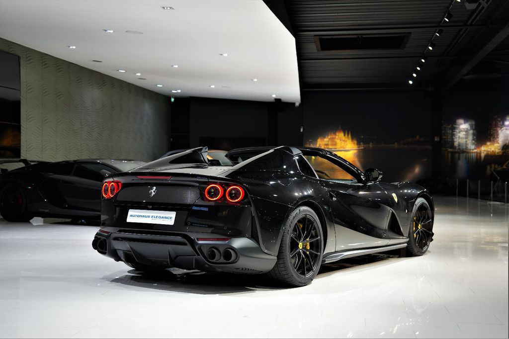 Ferrari 812 GTS*CARBON-LED*JBL*LIFT*RACING-SEATS*1-HD*