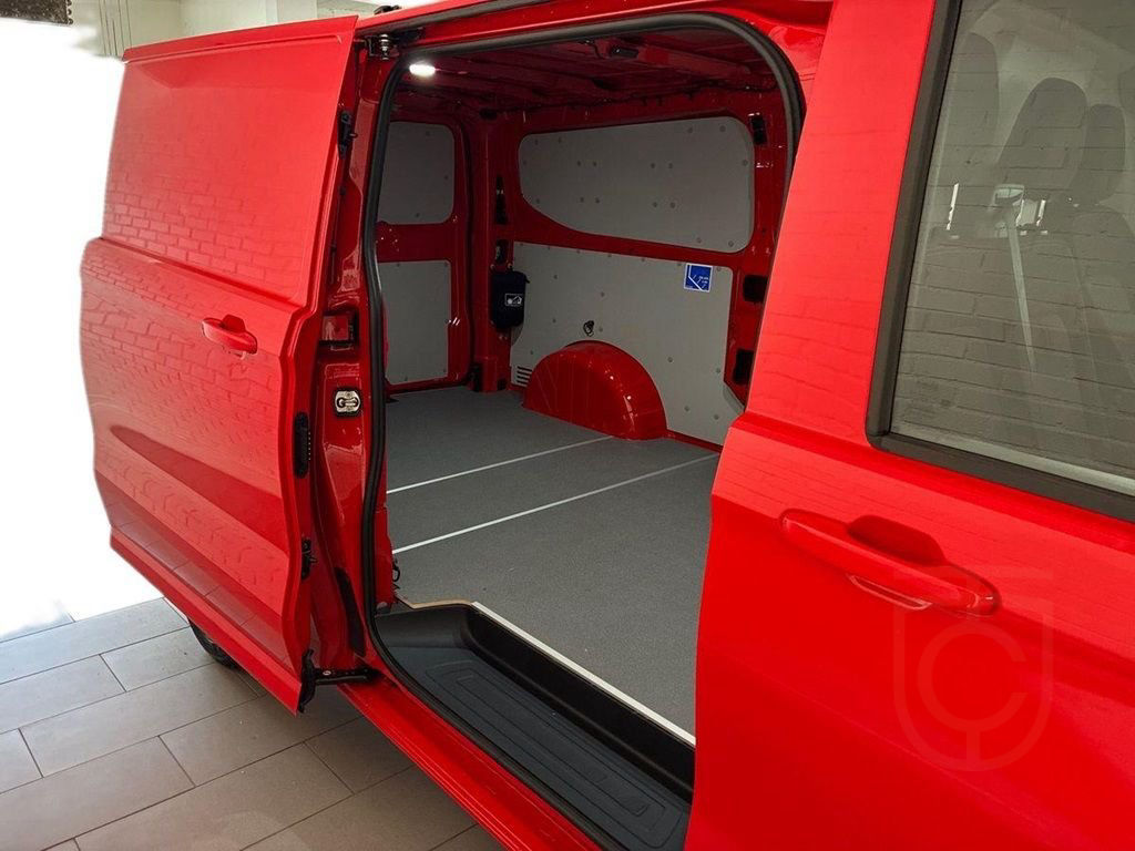 Volkswagen Transporter T7 L2 TDI