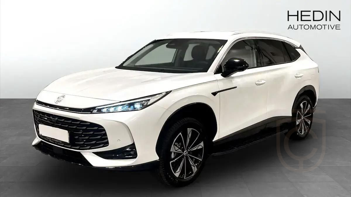 MG HS LUXURY PLUG-IN 100 km