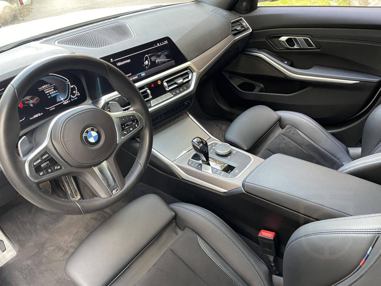 BMW 330e Hybrid Full M-Sport