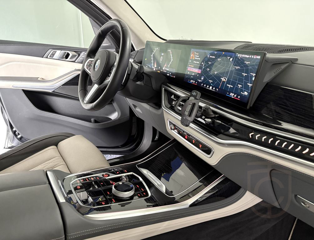 BMW X7 xDrive 40 i M Sport 6-Sitzer Pano H+K 23"Alu