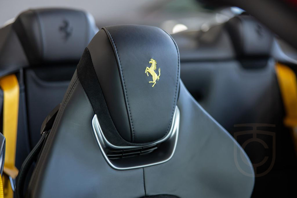 Ferrari Roma Spider AFS3 360° HIFI-Sound Daytona-Seats