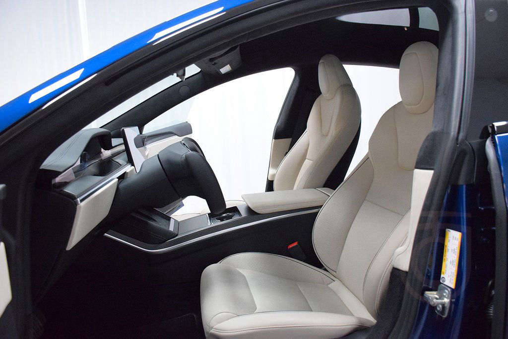 Tesla Model S Plaid