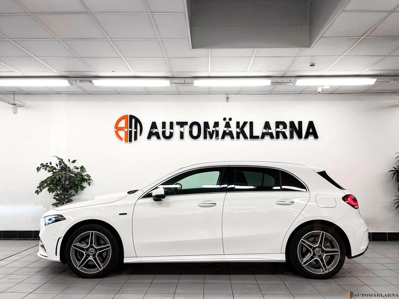 Mercedes-Benz A 250 e 8G-DCT AMG Sport, Svensksåld
