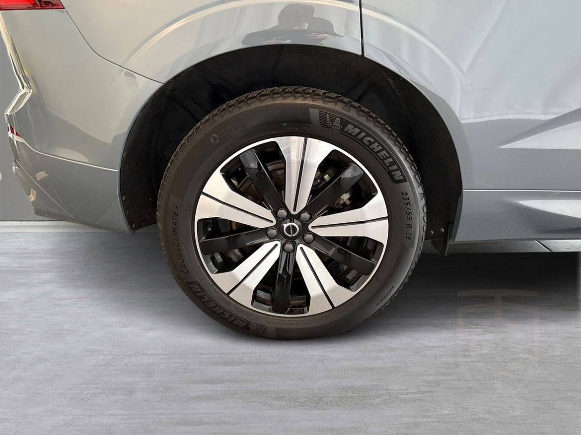 Volvo XC60 Recharge T6 Plus Dark Edition.