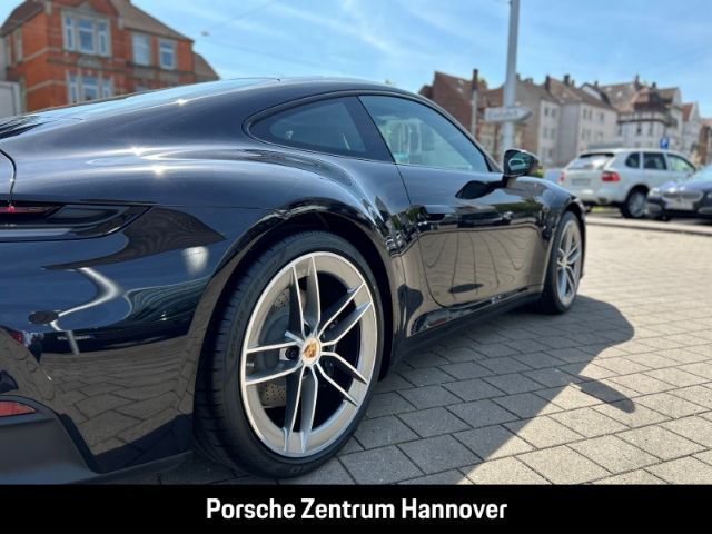 Porsche 992 -2 (911) Carrera