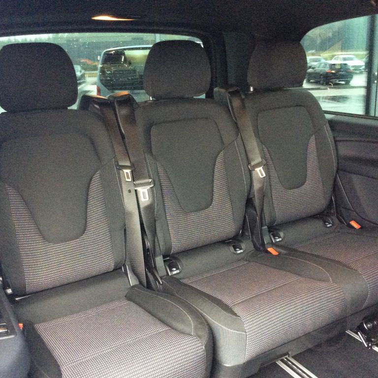 Mercedes-Benz EQV 300 lang (7 Sitzer) SpurW Sport Navi ACC LM