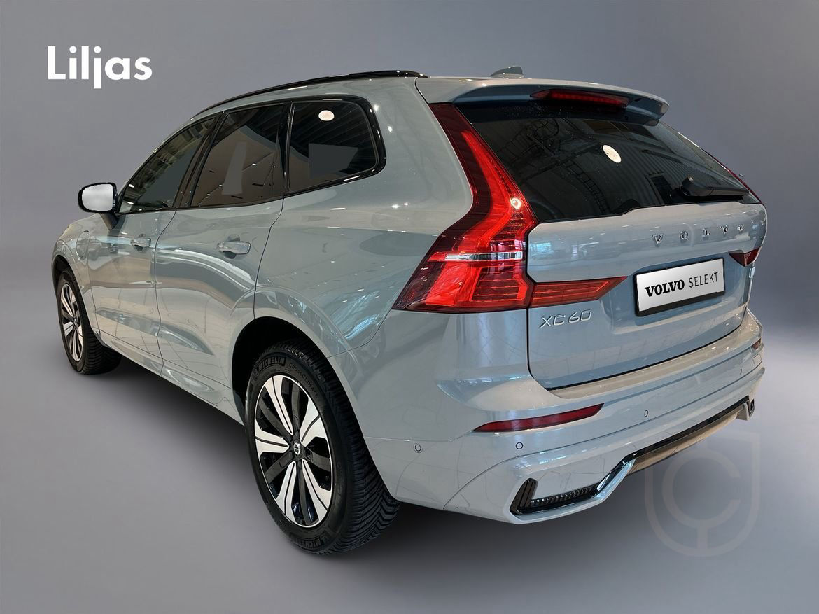 Volvo XC60 Recharge T6 AWD Plus Dark Edition
