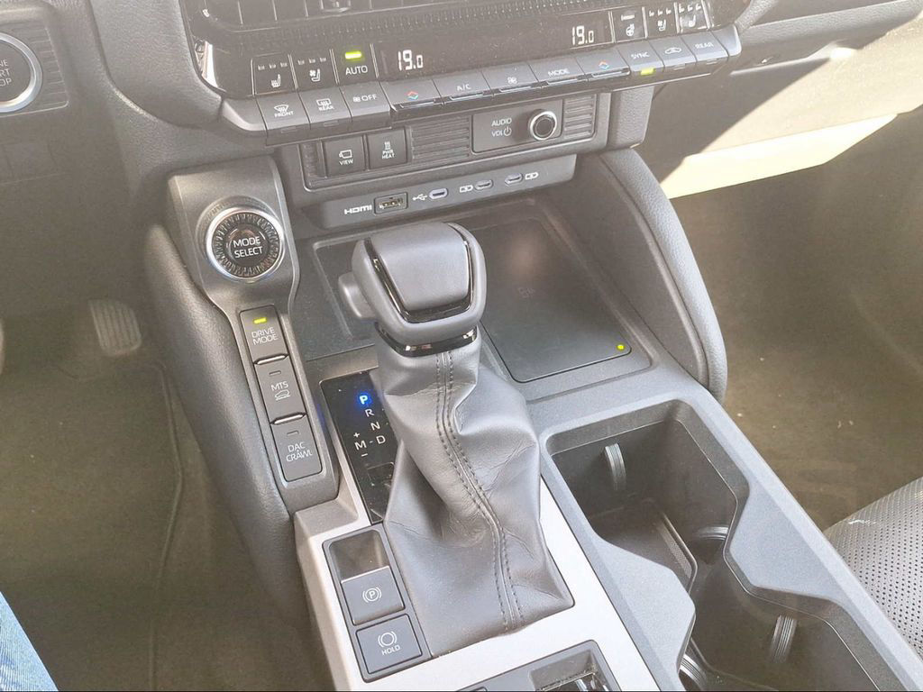 Toyota Land Cruiser TEC-Edition 4x4 HUD PDCv+h Keyless