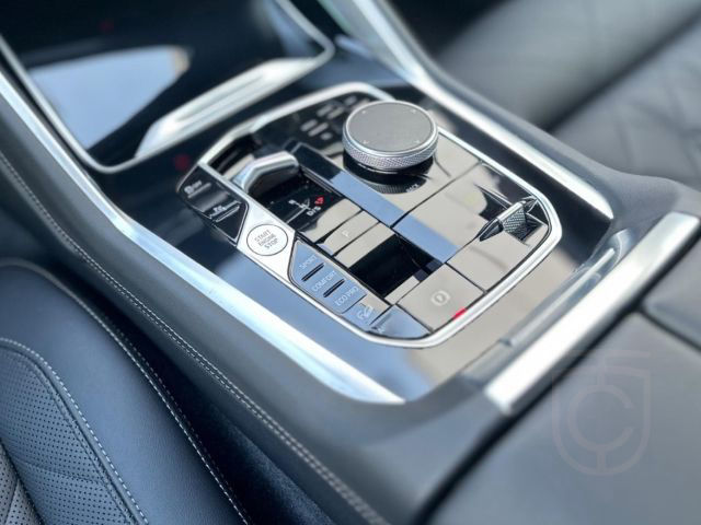 BMW X6 xDrive30d M Sport Iconic H/K AHK Pano StadHz