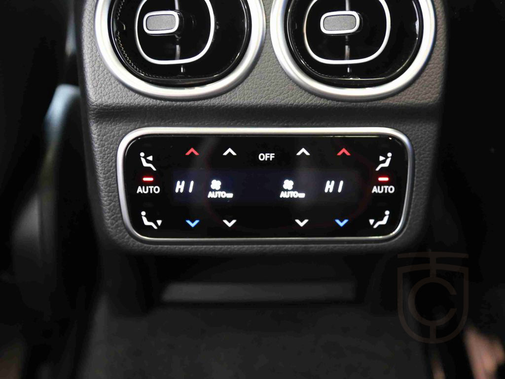 Mercedes-Benz C 63 AMG T S E PERFORMANCE*Pano*HUD*20"MEMORY+++