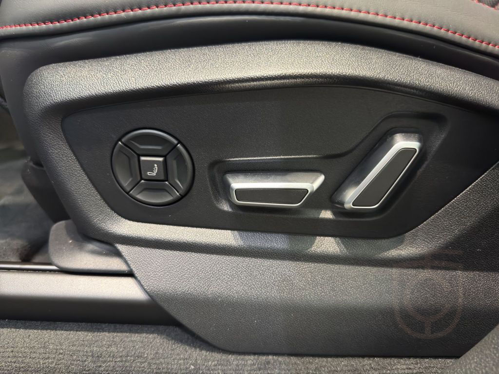 Audi SQ8 SUV TFSI 373(507) kW(PS) tiptronic*PANO*Bang