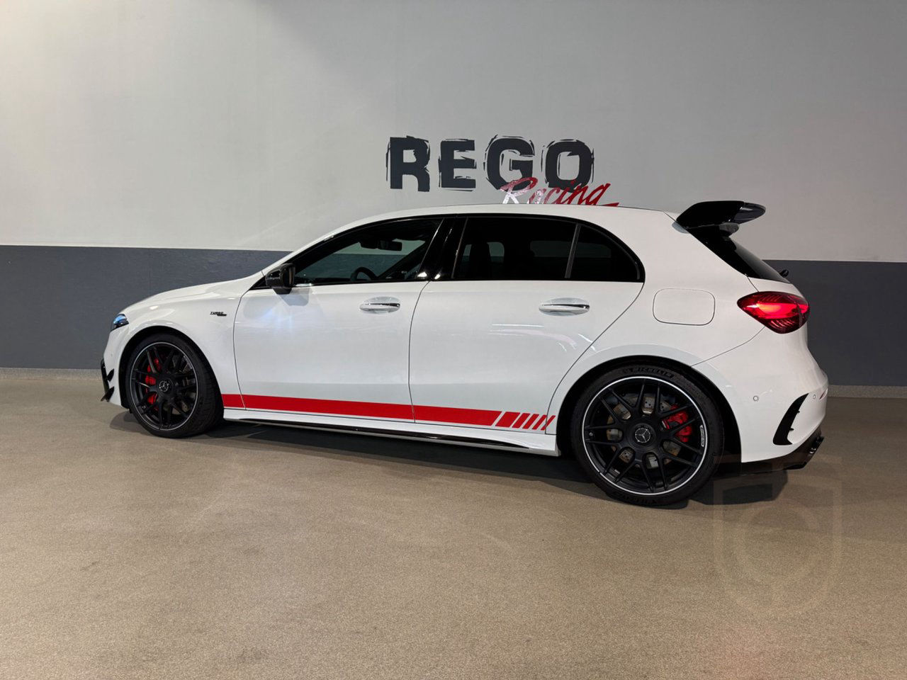 Mercedes-Benz AMG A 45 S 4MATIC+ Burmester