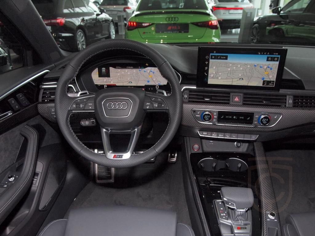 Audi RS4 Competition 331(450) kW(PS) tiptronic Alu-20