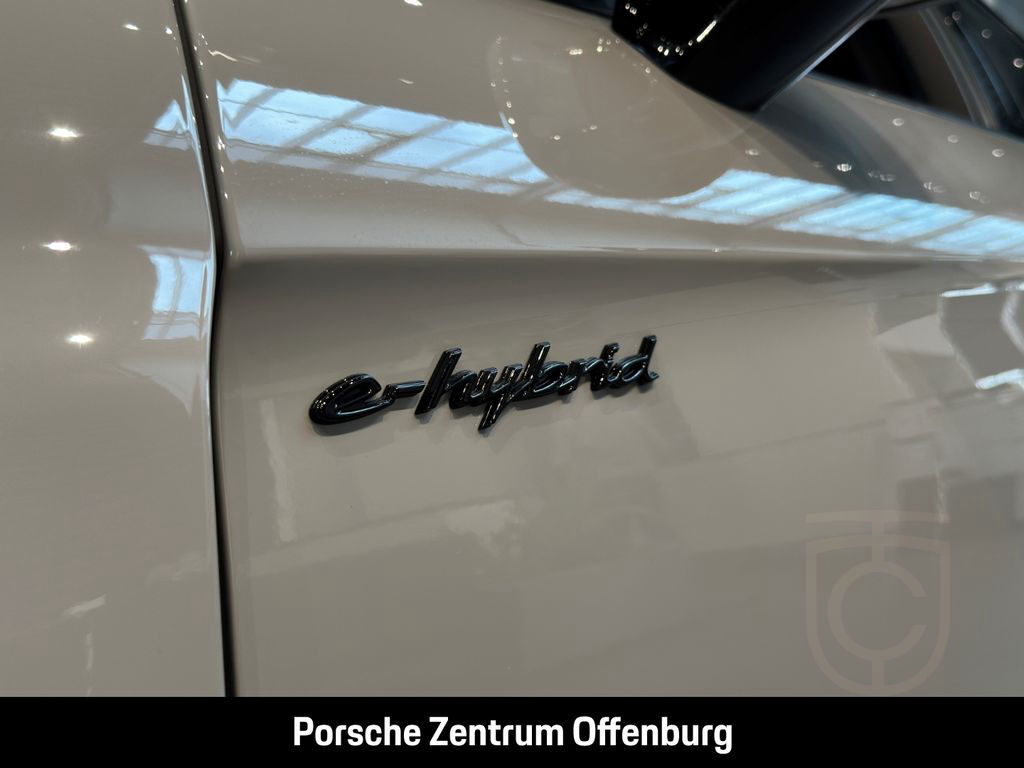 Porsche Panamera 4 E-Hybrid neues Modell, HUD Panorama S