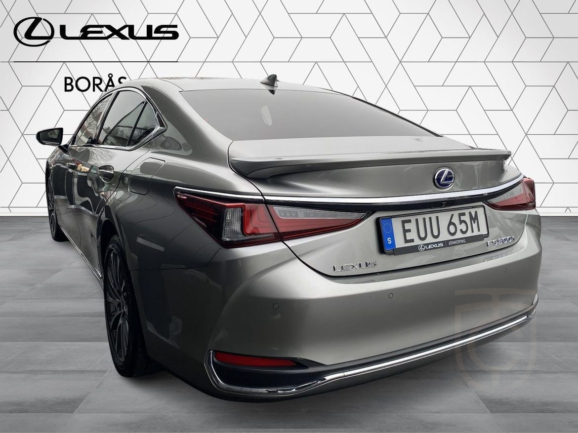 Lexus ES 300h Limited Edition