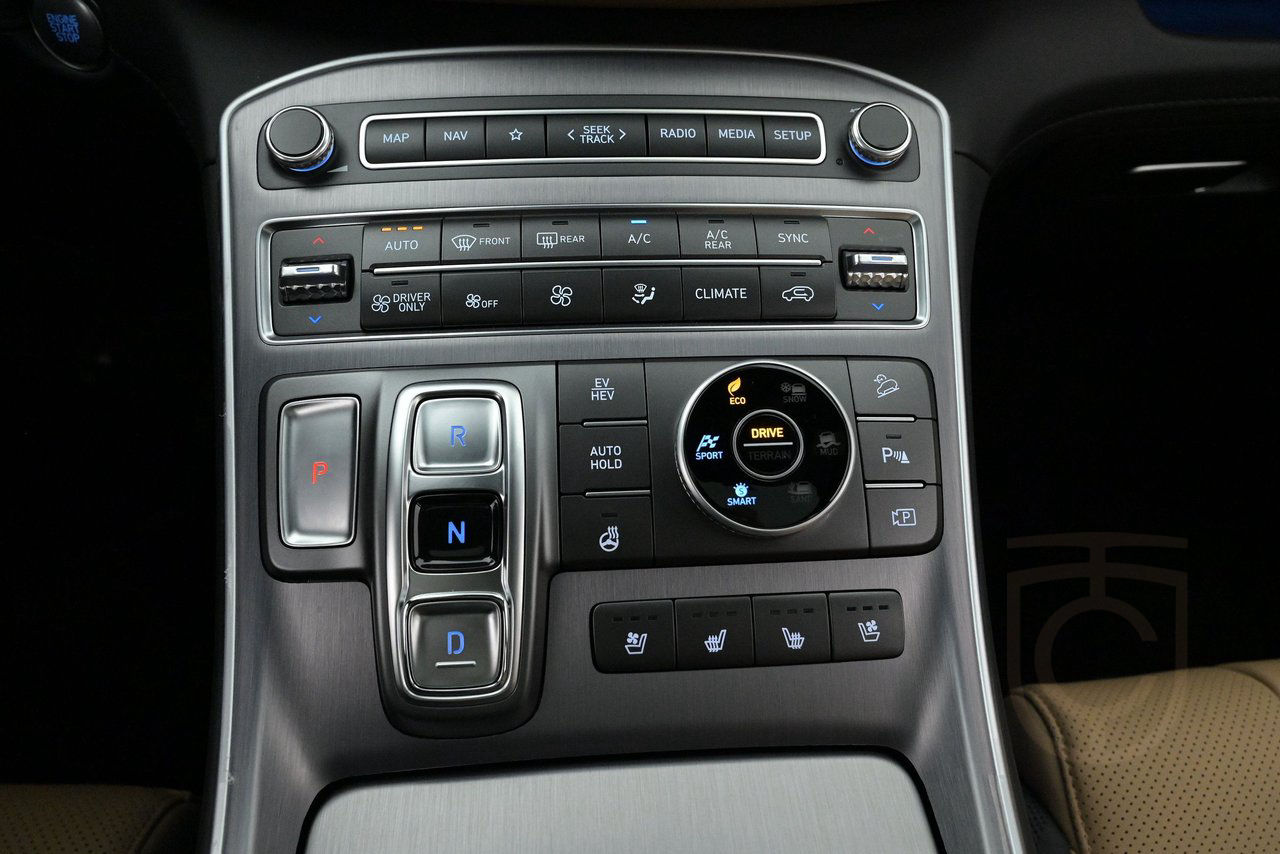 Hyundai Santa Fe PHEV Advanced