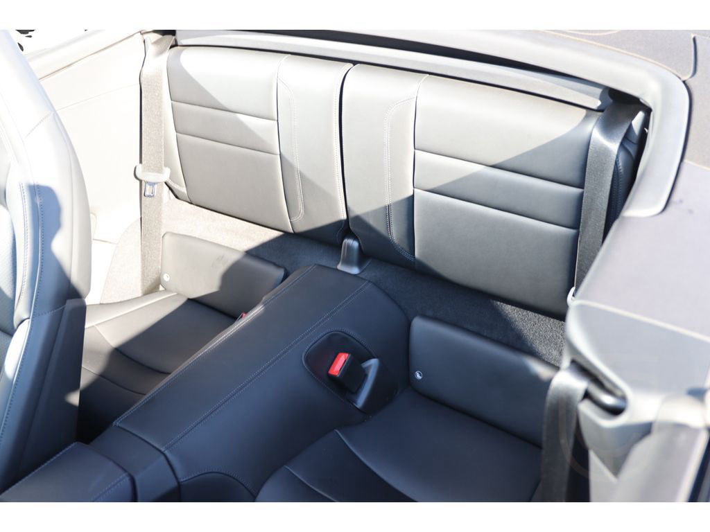 Porsche 992 911 Carrera Cabriolet