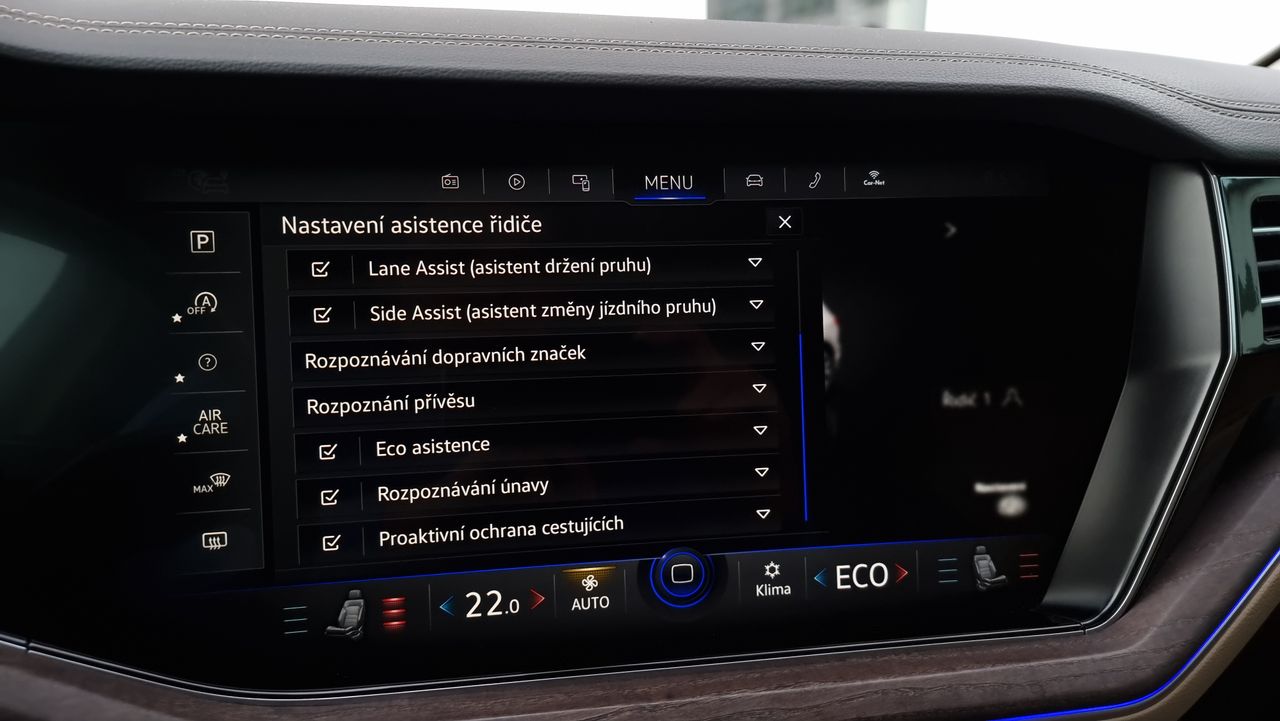 Volkswagen Touareg 4.0 V8