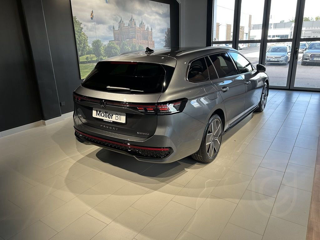 Volkswagen Passat R-Line eHybrid