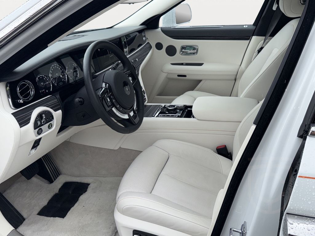Rolls-Royce Ghost Neuzustand mit nur 6800km