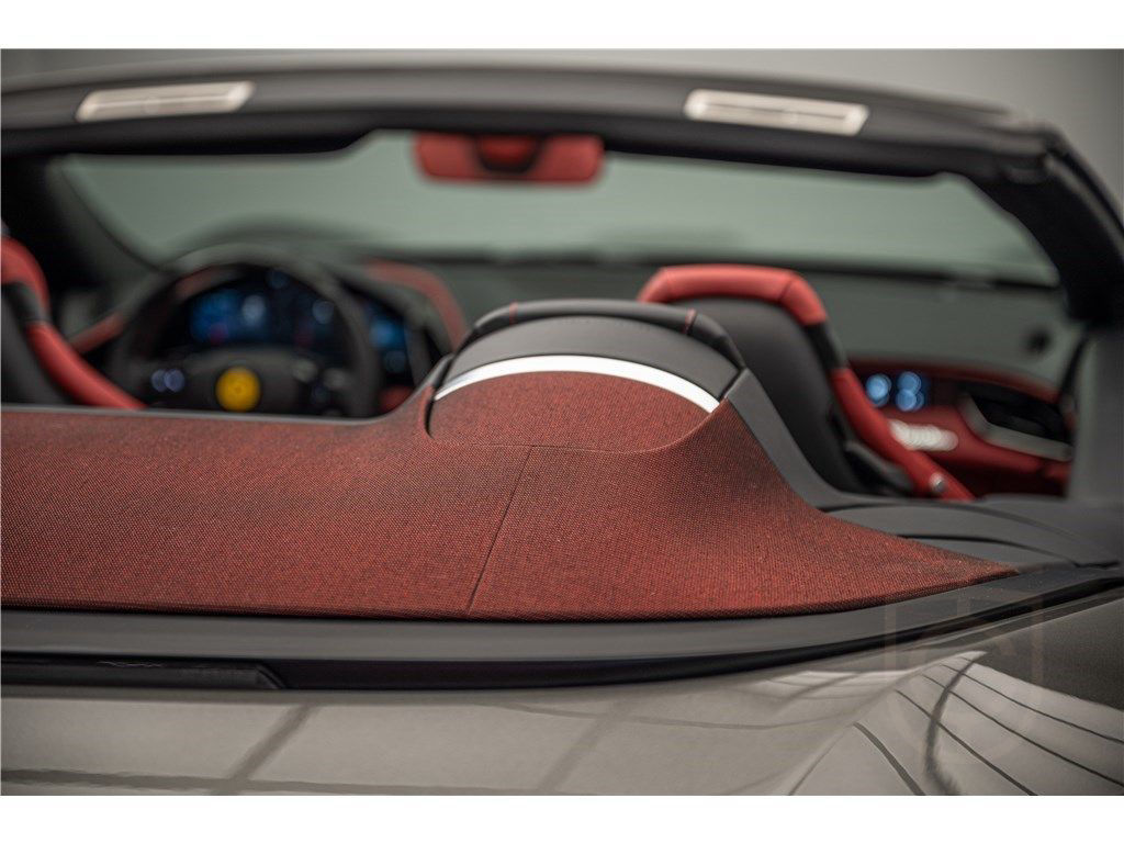 Ferrari ROMA SPIDER V8 4.0 620CH