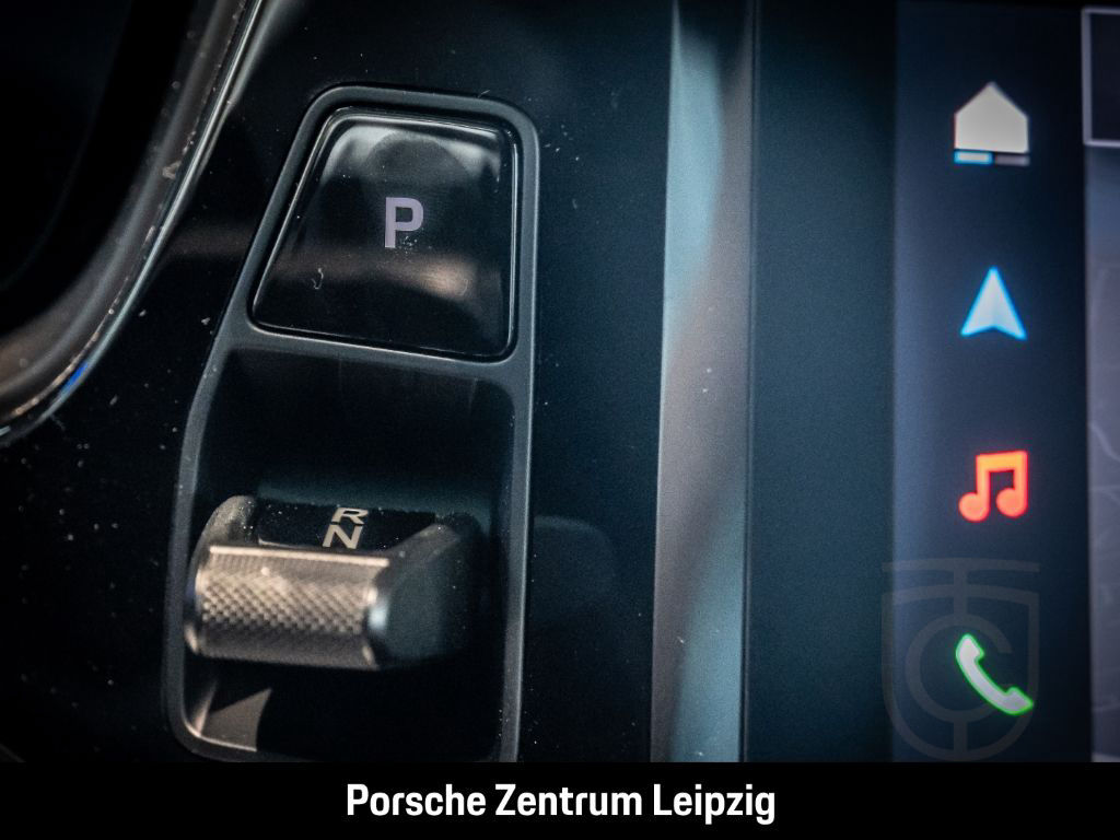 Porsche Cayenne S HD-Matrix InnoDrive PDCC InnoDrive HUD