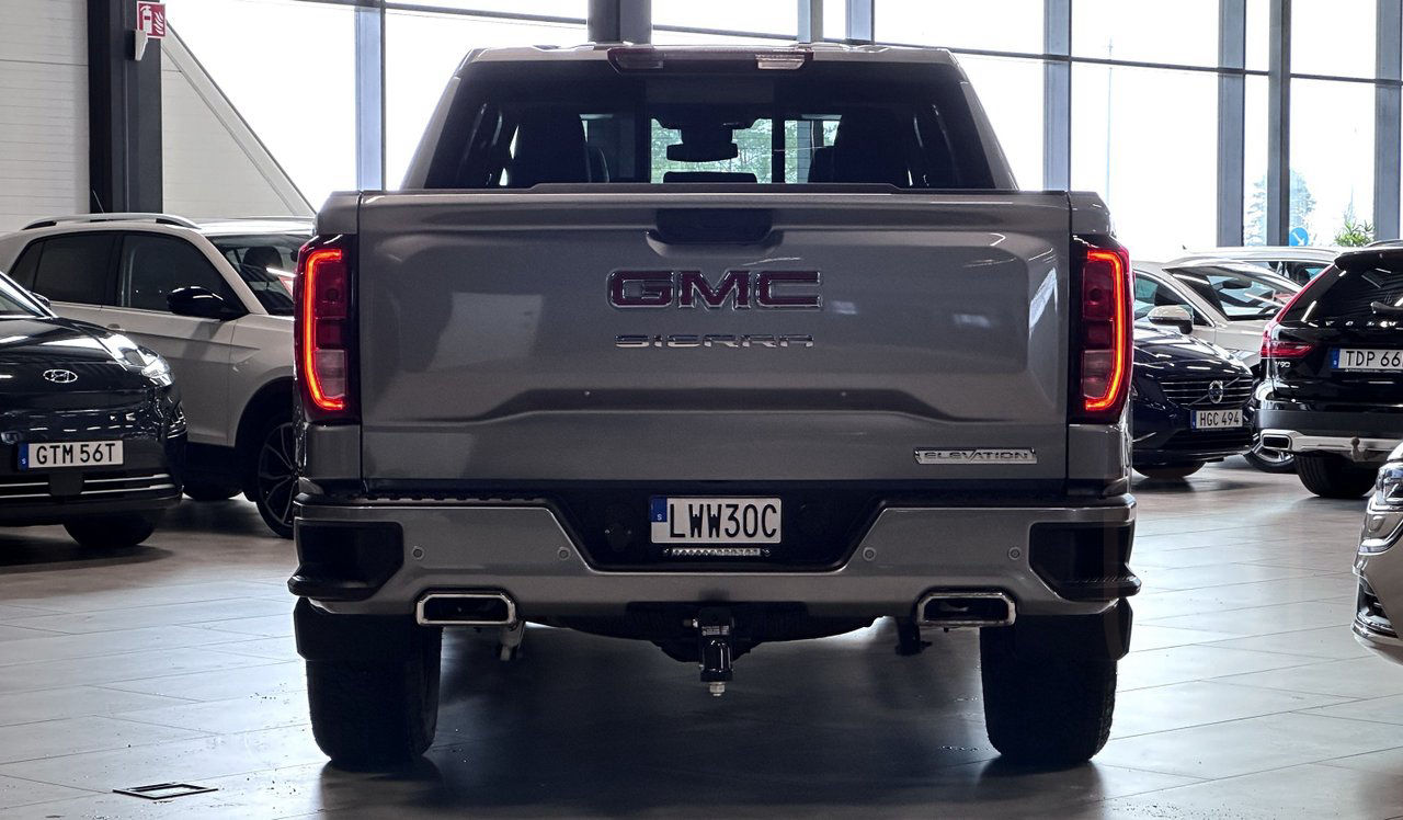 GMC Sierra 1500  5.3L V8 Elevation 4WD