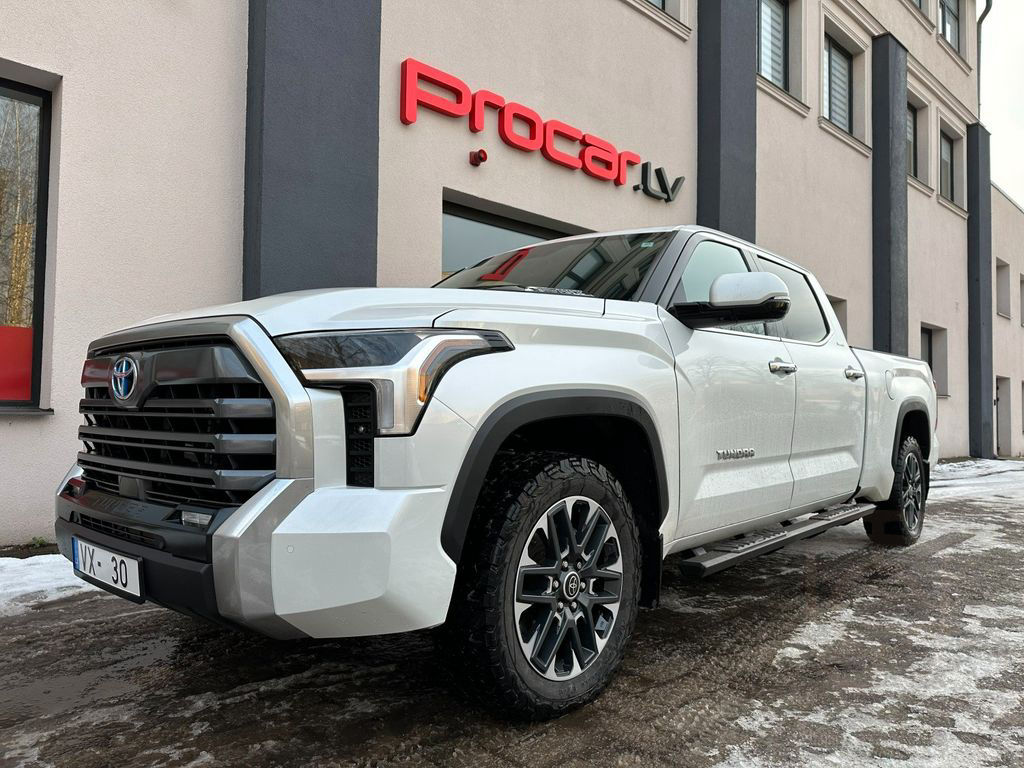 Toyota Tundra Crew Max Limited Hybrid Extra Lange