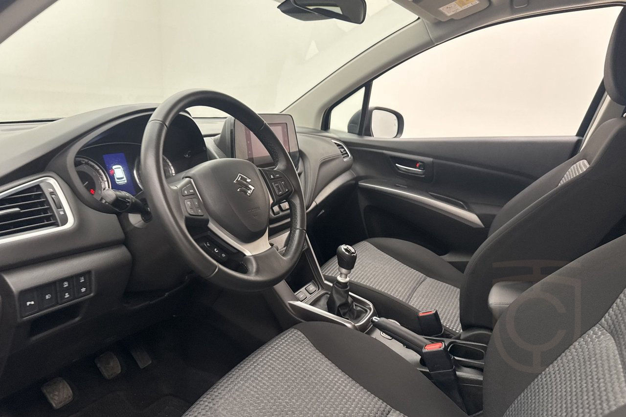 Suzuki S-Cross Hybrid AWD