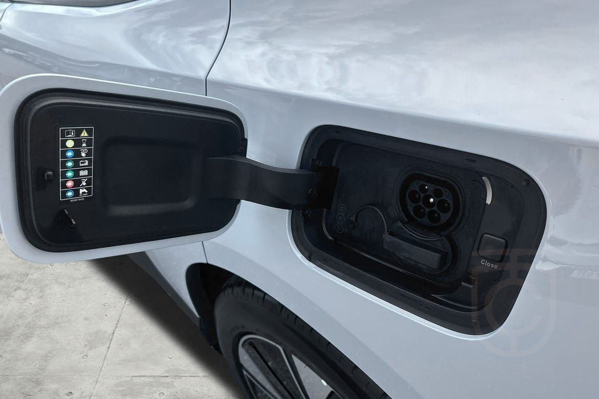 Polestar 4 Long Range Single Motor Plus Pilot