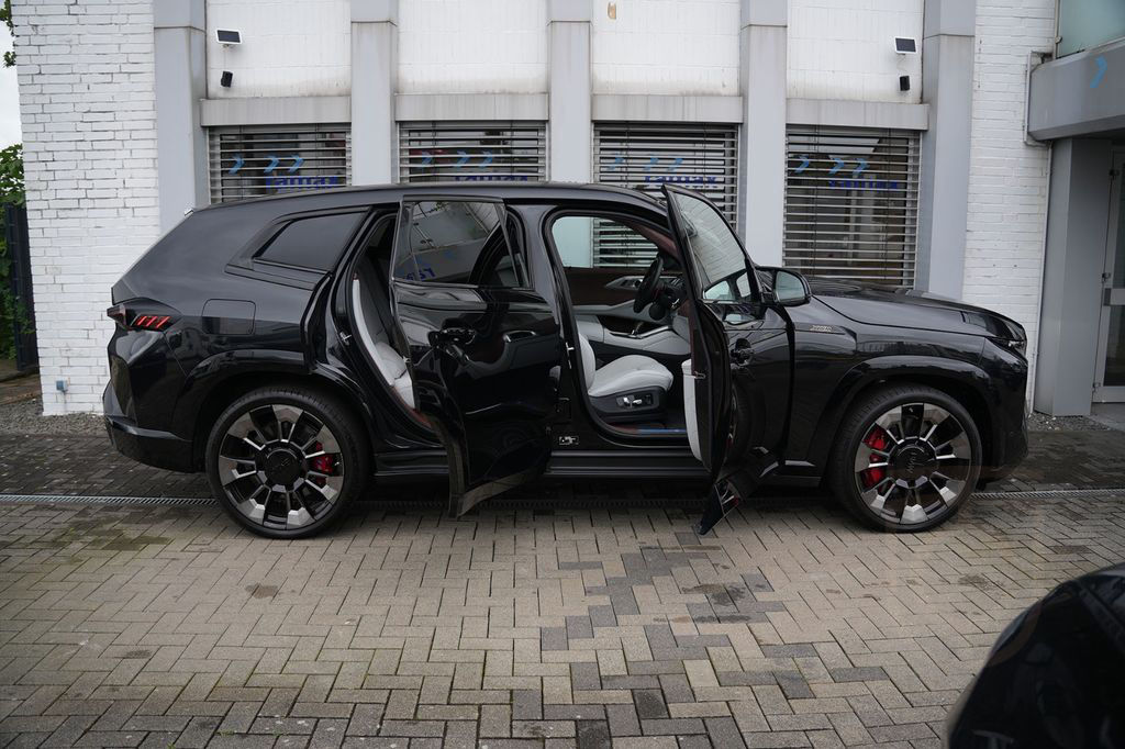 BMW XM BLACK EDITION-ACC-AHK-23M-LEDER SILVERSTONE