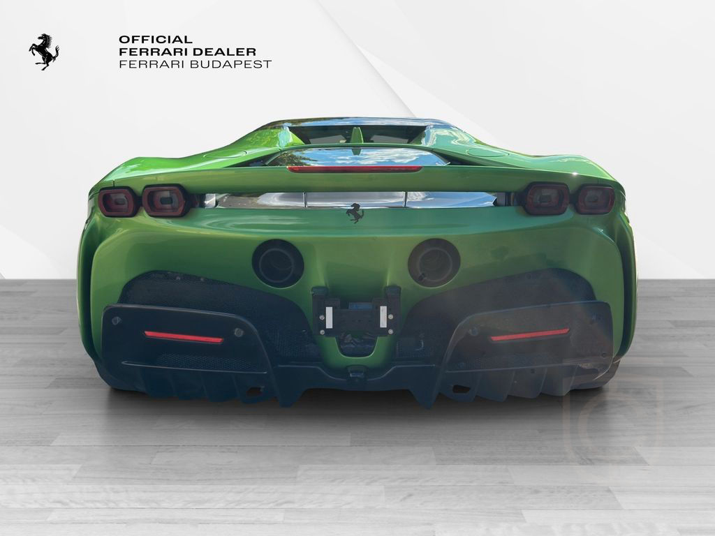 Ferrari SF90 Spider ATELIER FULL CARBON