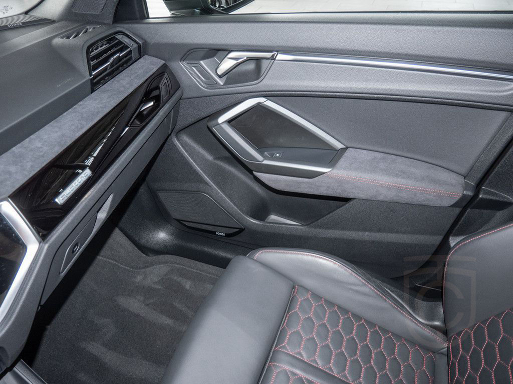 Audi RS Q3 Sportback 2.5 TFSI quattro ACC PANO SONOS