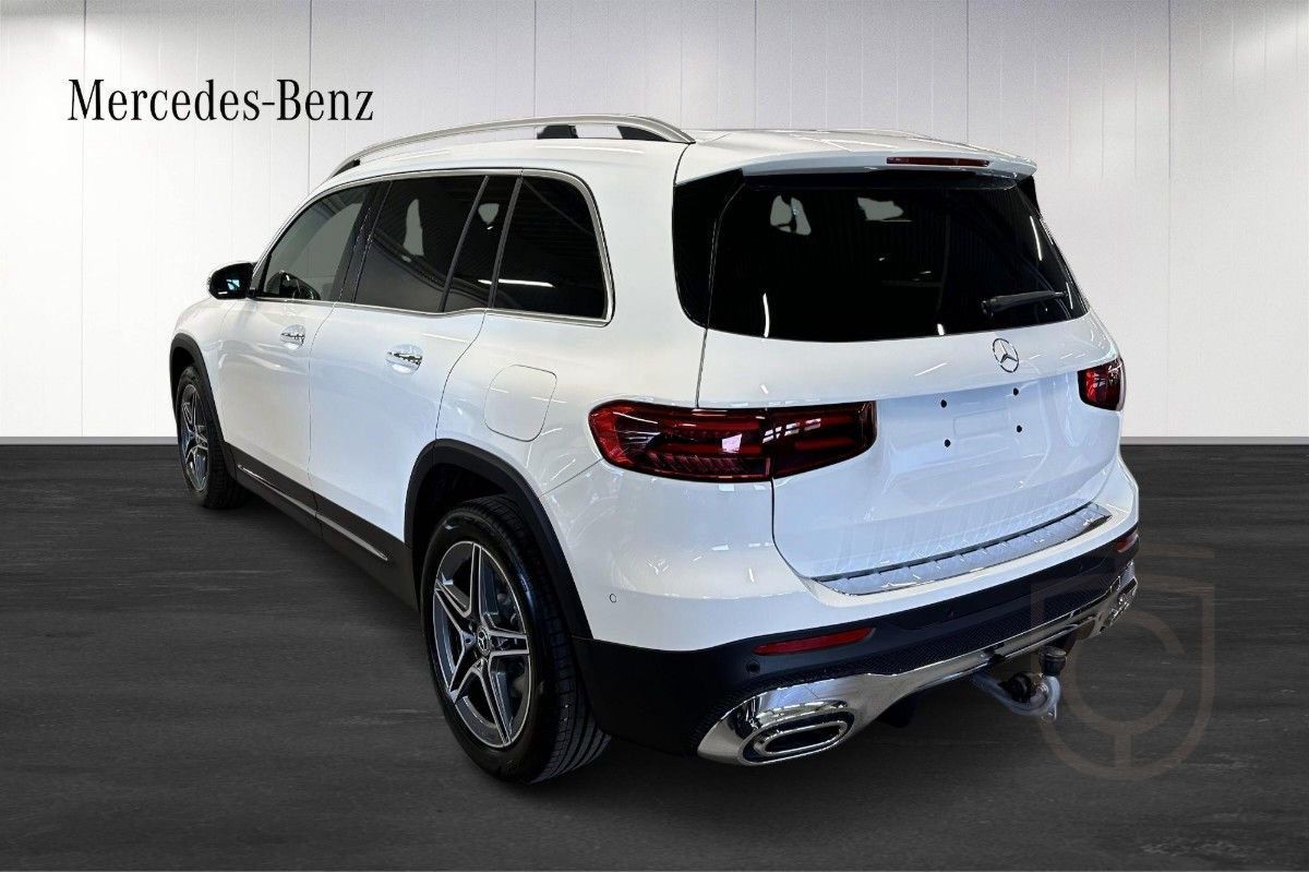 Mercedes-Benz GLB 200