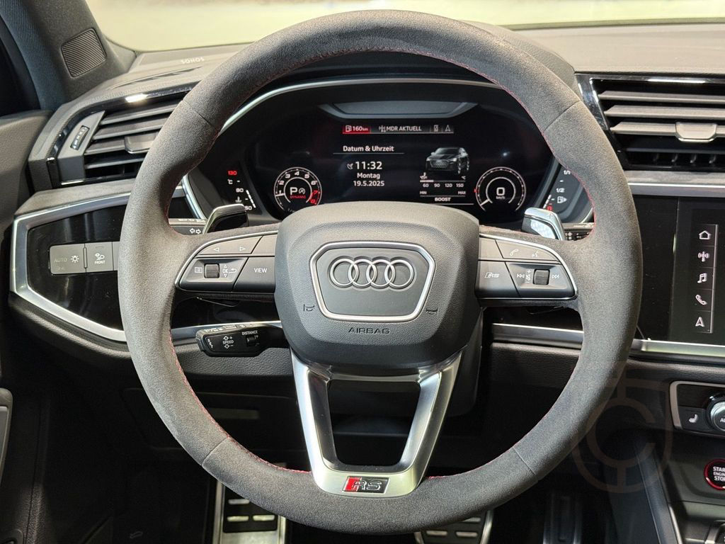 Audi RS Q3 Sportback | MATRIX NAVI PANO LEDER AHK ACC