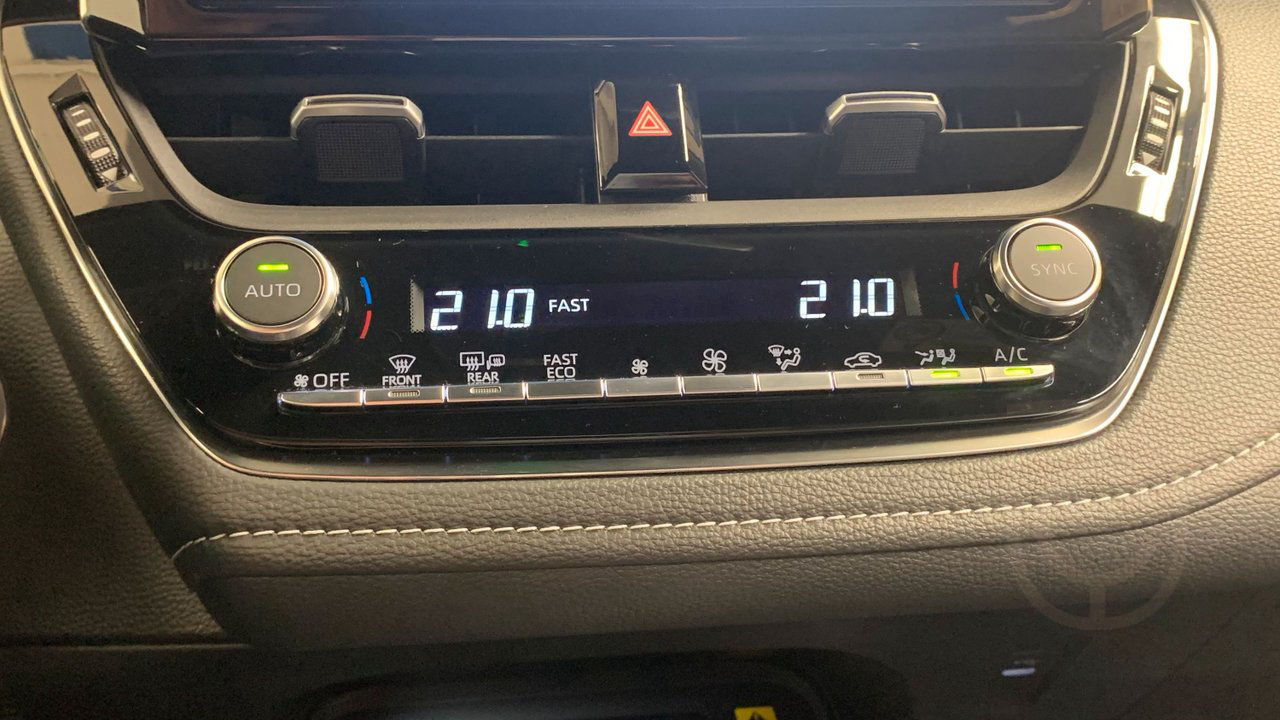 Suzuki Swace Hybrid e-CVT Inclusive