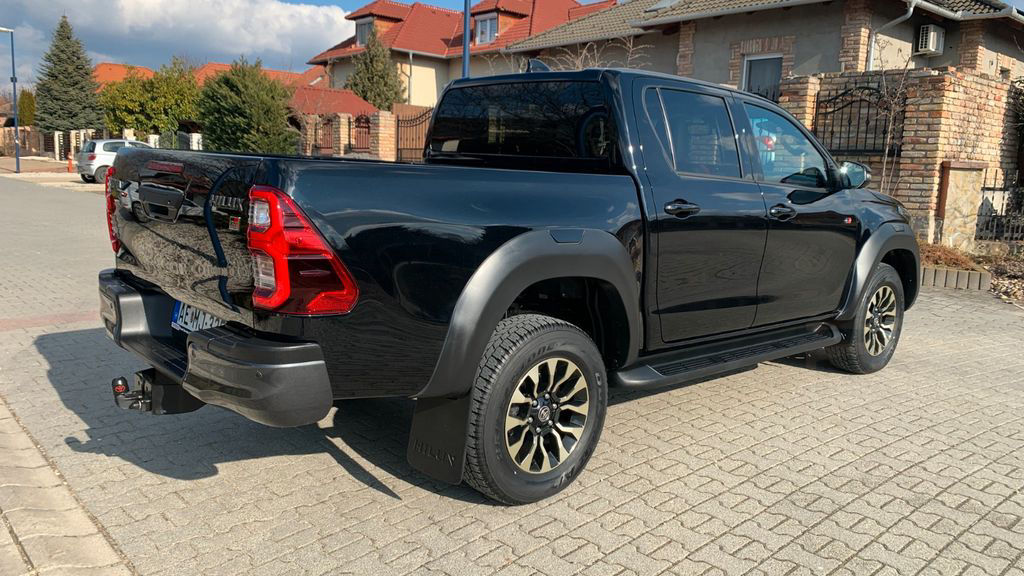 Toyota Hilux2.8 D-4D 4X4 DOUBLE GR SPORT, NET. EXPORT