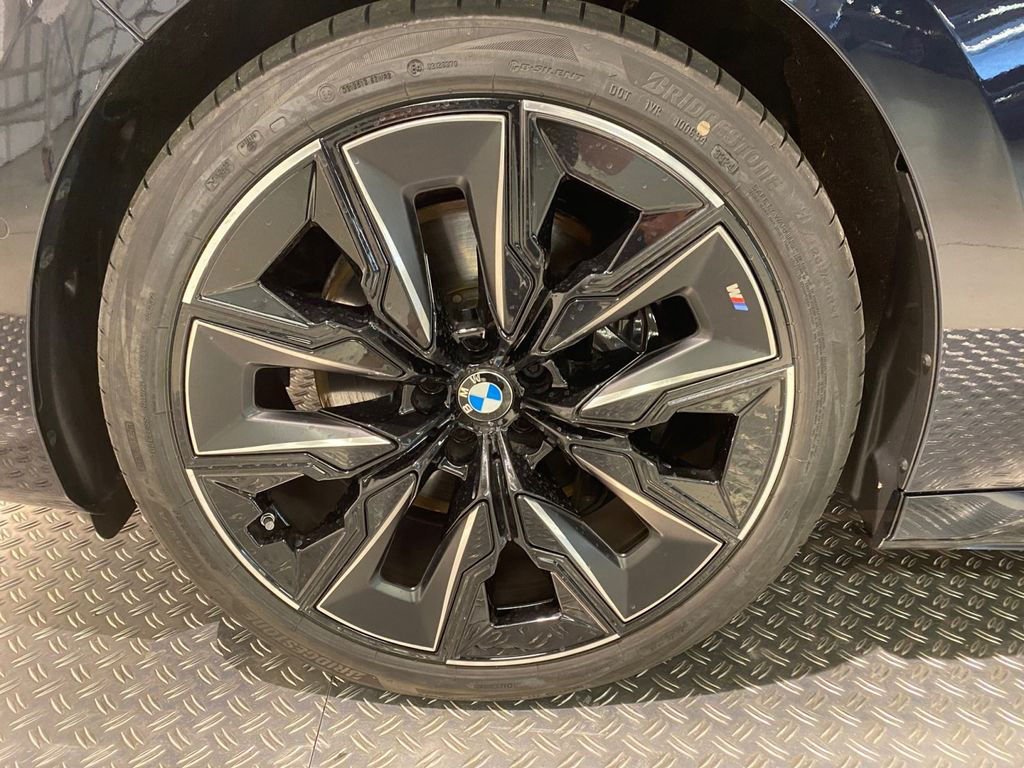 BMW 740d xDrive Limousine