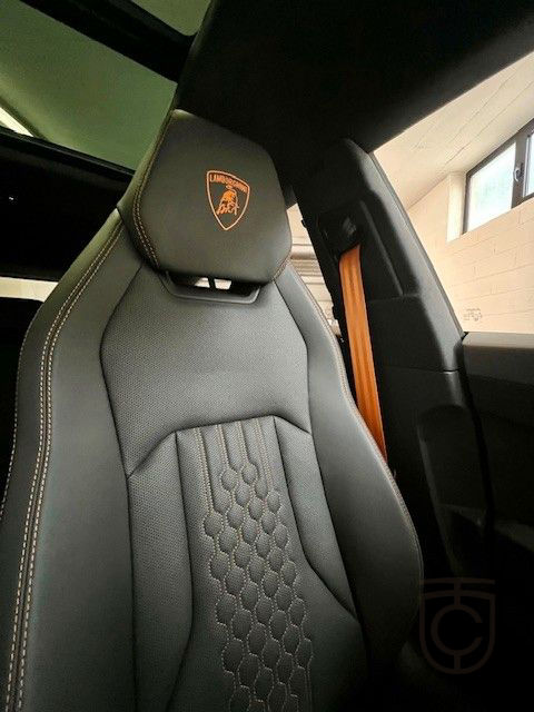 Lamborghini Urus 4.0 V8 PHEV SE