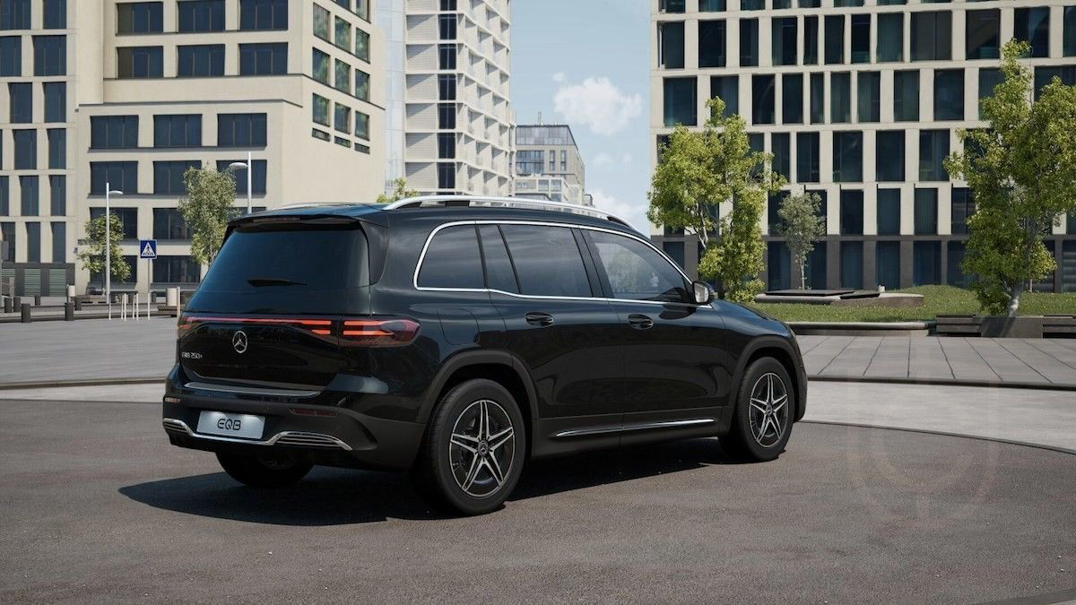 Mercedes-Benz EQB 250+ AMG LINE
