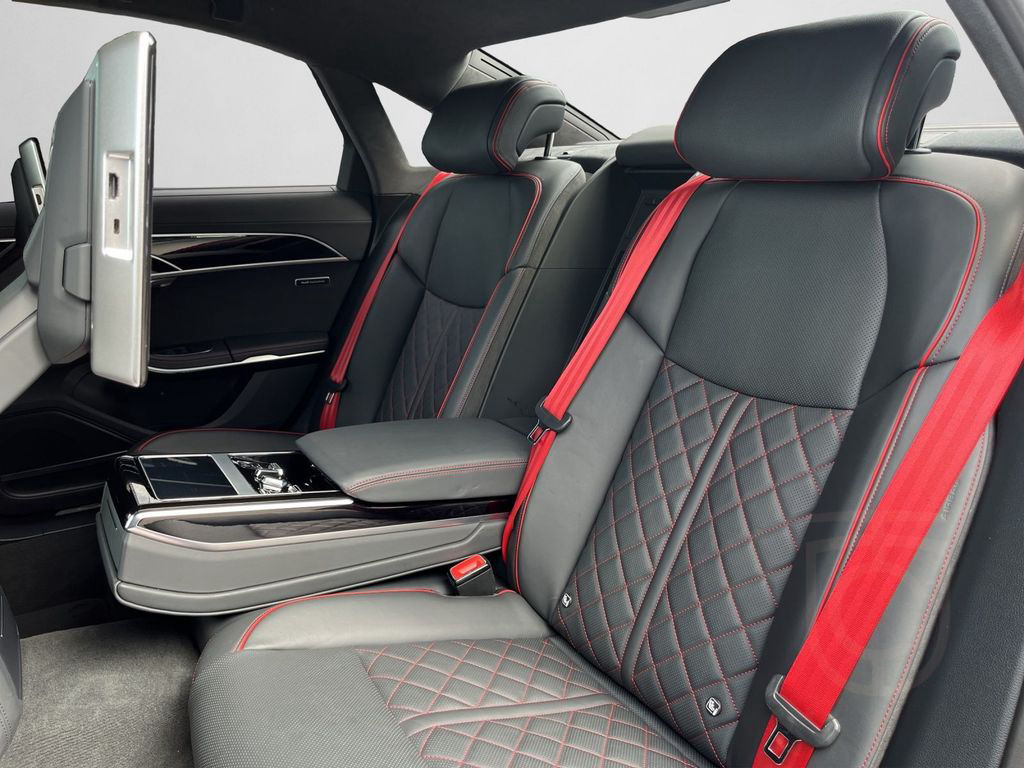 Audi S8 TFSI MATRIX PANO STANDH UPE: 185.000,-¿