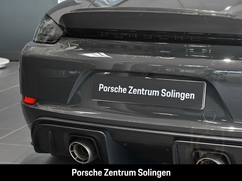 Porsche 718 Spyder RS Weissach PTS schiefer LED Chrono B