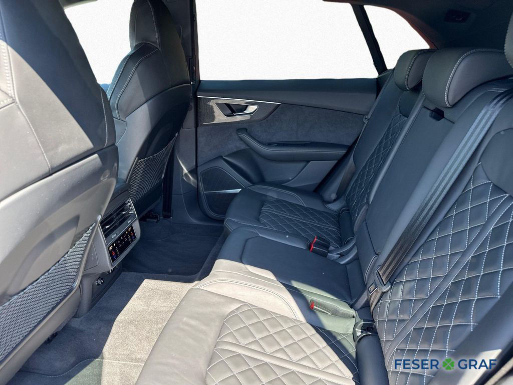 Audi SQ8 qu. tiptr. AHK+B&O+MATRIX+PANO