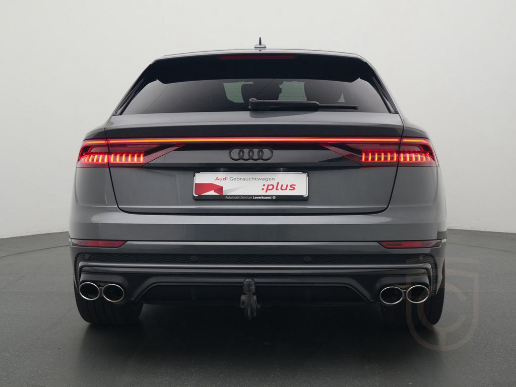 Audi SQ8 MATRIX LUFT LEDER RAUTE B&O AHK ALLRADLENK