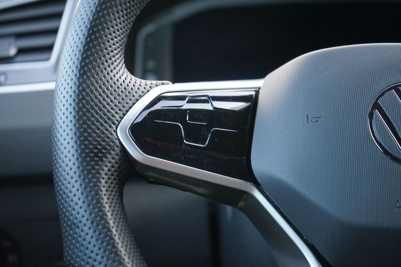 Volkswagen Tiguan R-line LED matrix HUD TažZ